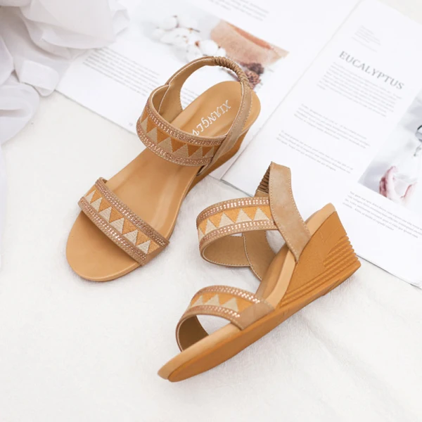 Bohemia Beige Rhinestone Street Wear Holiday Womens Sandals 2021 5 cm Wedges Open / Peep Toe Sandals