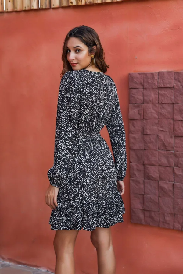 Chic / Beautiful Black Street Wear Summer Spotted Women Dresses 2021 V-Neck Long Sleeve