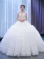 Luxus / Herrlich Weiß Plissee Spitze Blumen Brautkleider / Hochzeitskleider 2021 Ballkleid Eckiger Ausschnitt Perlenstickerei Pailletten Ärmellos Rückenfreies Kapelle-Schleppe Hochzeit