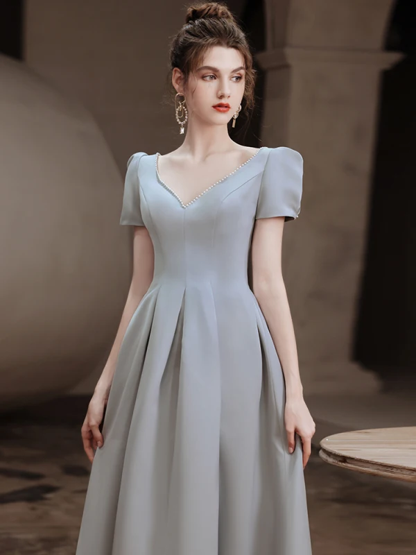 Vintage / Retro Silver Grey Satin Prom Dresses 2021 A-Line / Princess V-Neck Beading Pearl Sequins Short Sleeve Backless Floor-Length / Long Prom Formal Dresses