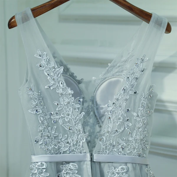Chic / Beautiful Silver Wedding Party Dresses 2017 Lace Flower Strappy Sleeveless V-Neck Backless A-Line / Princess Short Bridesmaid Dresses
