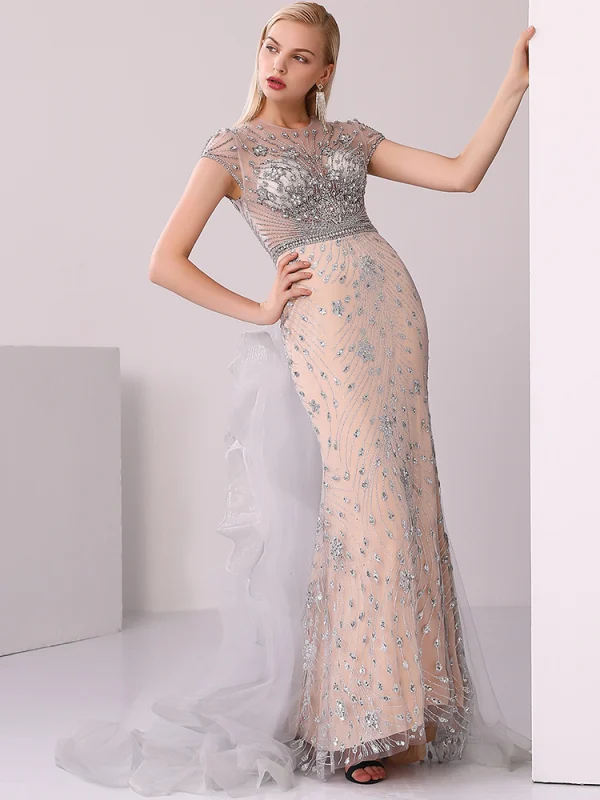 Haut de Gamme Champagne Gris Robe De Soirée 2020 Trompette / Sirène Encolure Dégagée Fait main Perlage Cristal Faux Diamant Manches Courtes Train De Balayage Robe De Ceremonie