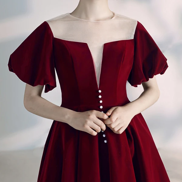 Chic / Beautiful Burgundy Homecoming Graduation Dresses 2020 A-Line / Princess Scoop Neck Suede Short Sleeve Backless Formal Dresses