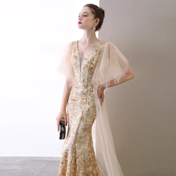 Charmant Champagne Robe De Soirée 2020 Trompette / Sirène V-Cou En Dentelle Faux Diamant Manches Courtes Dos Nu Train De Balayage Robe De Ceremonie