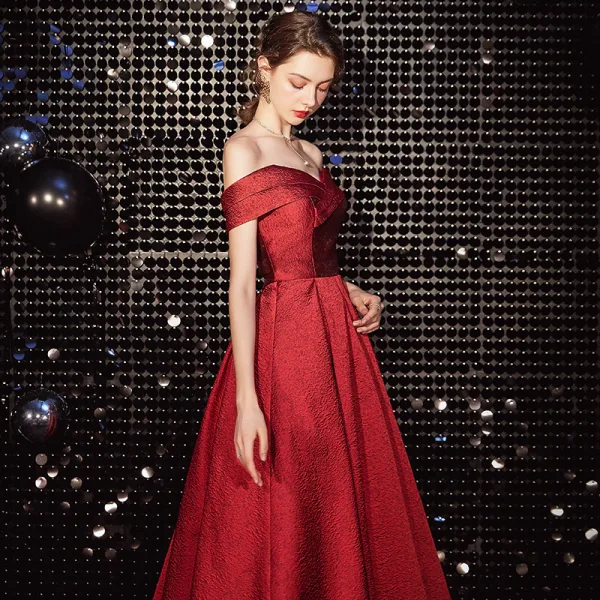 Chic / Beautiful Red Evening Dresses 2020 A-Line / Princess Off-The-Shoulder Sleeveless Backless Floor-Length / Long Formal Dresses