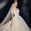 Luxe Champagne Robe De Mariée 2020 Princesse Encolure Carrée En Dentelle Fleur Appliques Faux Diamant Perle Sans Manches Dos Nu Royal Train