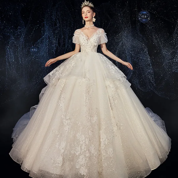 High-end Ivory Wedding Dresses 2020 Ball Gown V-Neck Beading Pearl Sequins Lace Flower Appliques Short Sleeve Backless Royal Train