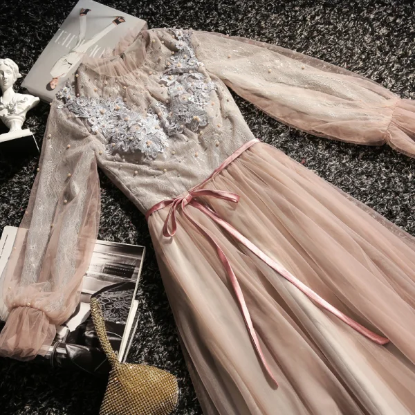 Elegant Blushing Pink Evening Dresses  2020 A-Line / Princess Scoop Neck Pearl Lace Flower Long Sleeve Backless Floor-Length / Long Formal Dresses