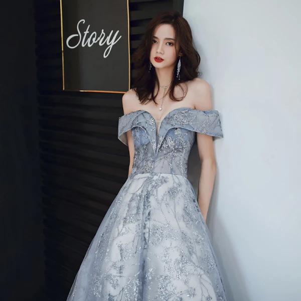 Charmant Bleu Ciel Robe De Soirée 2020 Princesse De l'épaule Paillettes Sans Manches Dos Nu Longue Robe De Ceremonie