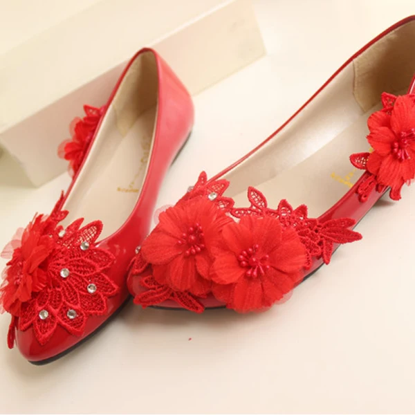 Chic / Beautiful Ivory Low Heel Wedding Shoes 2020 Rhinestone Lace Flower Appliques 4 cm Stiletto Heels Round Toe Wedding Pumps