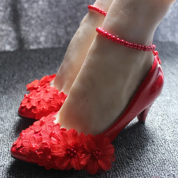 Chic / Beautiful Red Low Heel Wedding Shoes 2020 Lace Flower Appliques Pearl 4 cm Stiletto Heels Pointed Toe Wedding Pumps