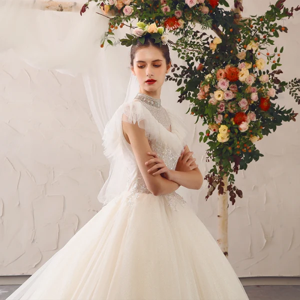 Elegante Ivory / Creme Brautkleider / Hochzeitskleider 2020 A Linie Stehkragen Perlenstickerei Quaste Pailletten Applikationen Ärmellos Rückenfreies Kathedrale Schleppe