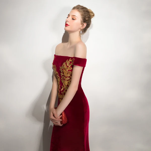 Charming Burgundy Evening Dresses 2020 Trumpet / Mermaid Suede Off-The-Shoulder Gold Lace Flower Beading Sequins Sleeveless Backless Floor-Length / Long