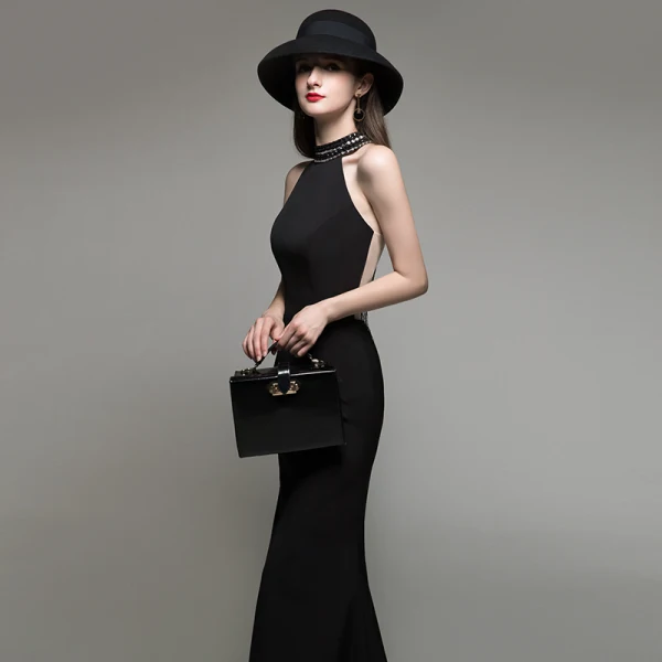 Sexy Couleur Unie Noire Robe De Soirée 2020 Trompette / Sirène Titulaire Perlage Sans Manches Dos Nu Train De Balayage Robe De Ceremonie