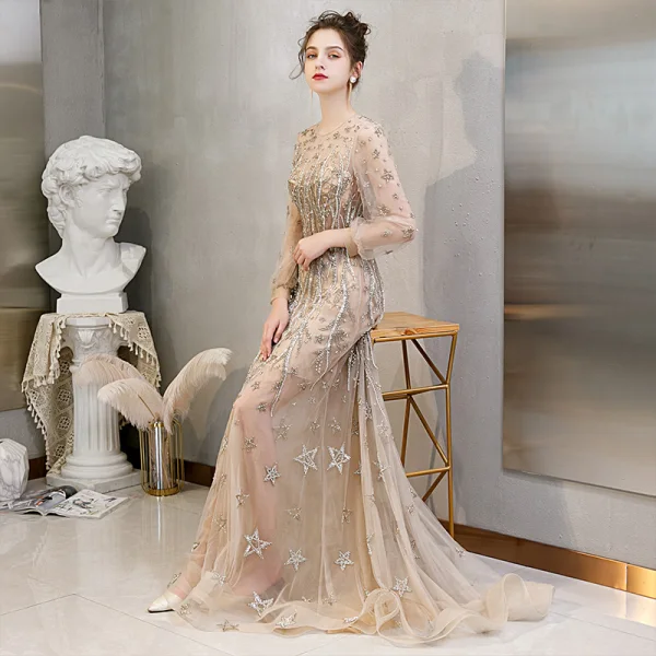 Haut de Gamme Doré Perlage Robe De Soirée 2020 Princesse Encolure Dégagée Faux Diamant Manches Longues Train De Balayage Robe De Ceremonie