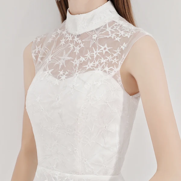 Abordable Ivoire de retour Robe De Graduation 2020 Princesse Col Haut Étoile En Dentelle Sans Manches Thé Longueur Robe De Ceremonie