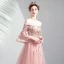 Chic Rose Bonbon Robe De Bal 2020 Princesse De l'épaule Perle Faux Diamant En Dentelle Fleur Manches de cloche Dos Nu Train De Balayage Robe De Ceremonie