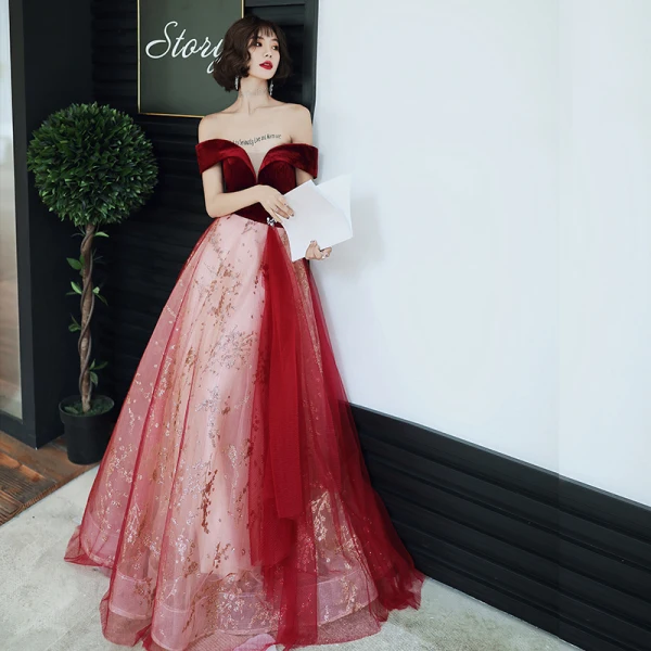 Charmant Burgunderrot Ballkleider 2020 A Linie Wildleder Off Shoulder Pailletten Spitze Blumen Ärmellos Rückenfreies Lange Festliche Kleider