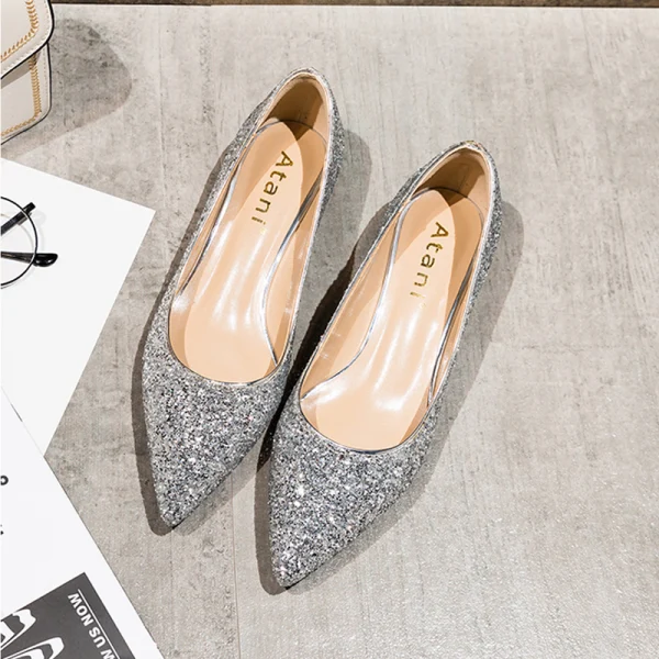 Charmant Argenté Chaussure De Mariée 2020 Paillettes À Bout Pointu Plate Mariage Escarpins