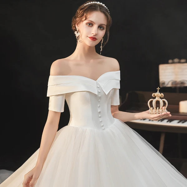 Schlicht Elegante Ivory / Creme Brautkleider / Hochzeitskleider 2021 A Linie Off Shoulder Kurze Ärmel Rückenfreies Königliche Schleppe Hochzeit