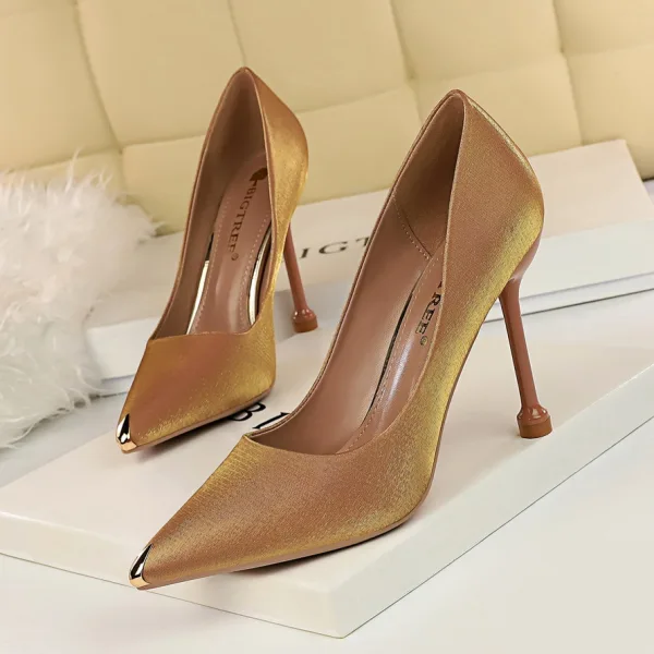 Mooie / Prachtige Rode Gala Pumps 2020 Satijn 10 cm Naaldhakken / Stiletto Spitse Neus Pumps