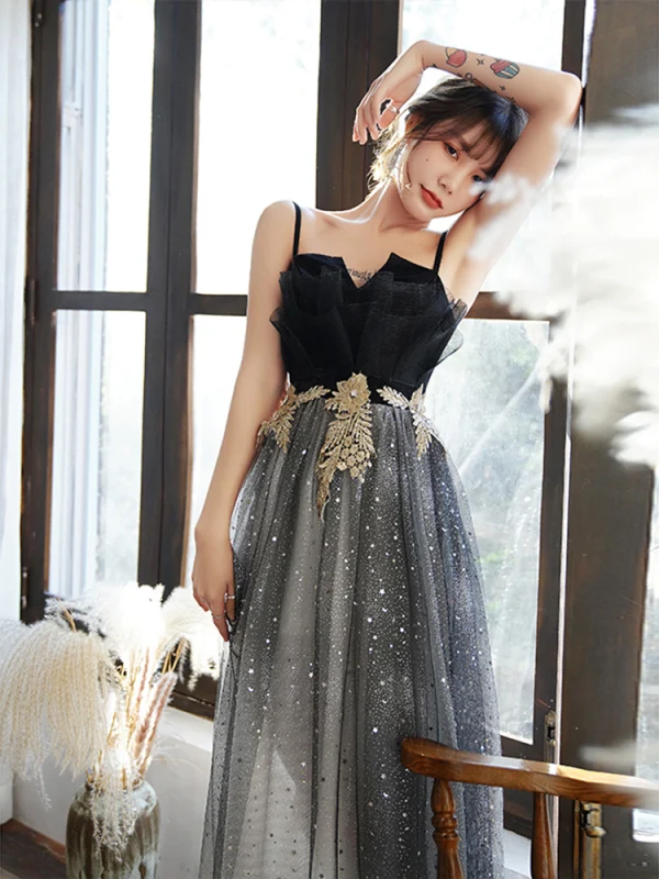 Mode Noire Robe De Soirée 2020 Princesse Bretelles Spaghetti Étoile Paillettes Faux Diamant En Dentelle Fleur Sans Manches Dos Nu Longue Robe De Ceremonie