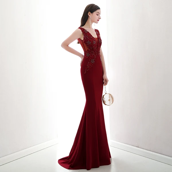 Chic / Beautiful Burgundy Evening Dresses  2020 Trumpet / Mermaid V-Neck Beading Rhinestone Lace Flower Sleeveless Backless Sweep Train Formal Dresses