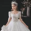 Chic / Belle Blanche Robe De Mariée 2021 Robe Boule Encolure Carrée Perlage Noeud Perle Appliques Paillettes Manches Courtes Dos Nu Cathedral Train Mariage