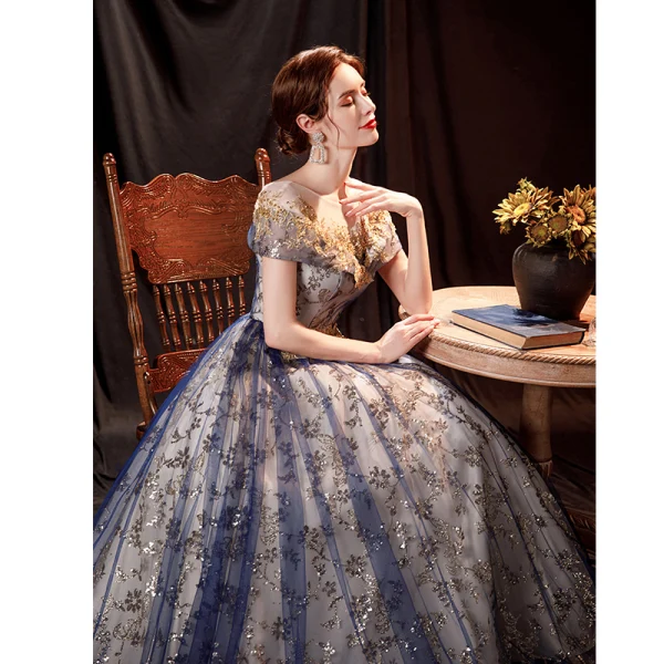 Charmant Bling Bling Océan Bleu Robe De Bal 2021 Princesse Encolure Dégagée Perlage Paillettes En Dentelle Fleur Manches Courtes Dos Nu Longue Robe De Ceremonie
