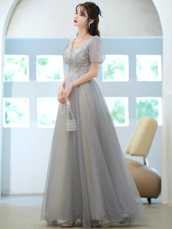Élégant Gris Perlage Paillettes Robe De Bal 2021 Princesse V-Cou Manches Courtes Dos Nu Promo Longue Robe De Ceremonie