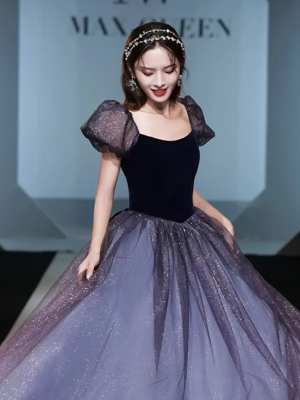 Charmant Bleu Marine Glitter Paillettes Robe De Bal 2021 Princesse Encolure Carrée Gonflée Manches Courtes Dos Nu Longue Robe De Ceremonie
