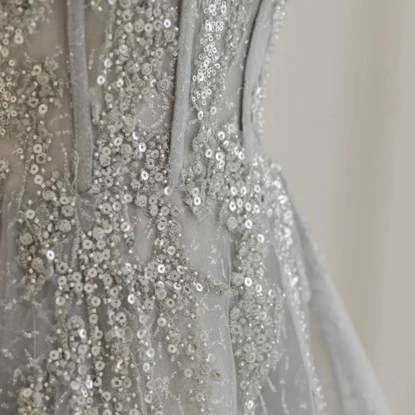Charming Silver Beading Sequins Lace Flower Prom Dresses 2021 A-Line / Princess Off-The-Shoulder Short Sleeve Backless Floor-Length / Long Prom Formal Dresses