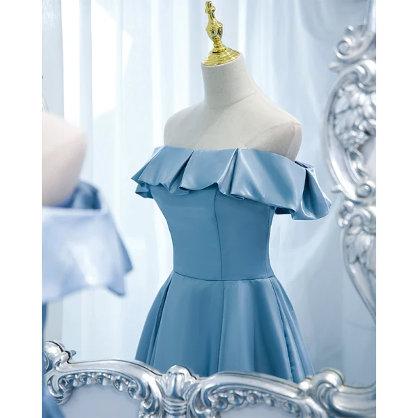 Simple Bleu Ciel Satin Robe De Bal 2021 Princesse De l'épaule Manches Courtes Longue Robe De Ceremonie