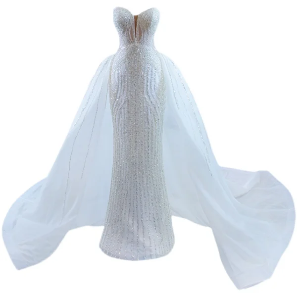 Luxus / Herrlich Weiß Perlenstickerei Strass Brautkleider / Hochzeitskleider 2021 Meerjungfrau Bandeau Ärmellos Rückenfreies Kapelle-Schleppe Hochzeit