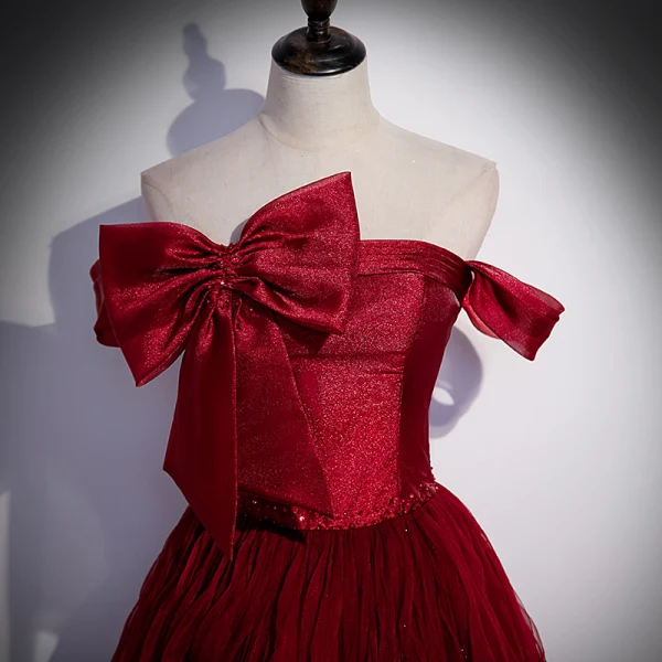 Charming Burgundy Cascading Ruffles Prom Dresses 2022 A-Line / Princess Bow Off-The-Shoulder Short Sleeve Backless Floor-Length / Long Formal Dresses