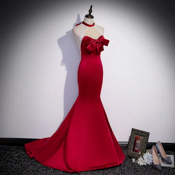 Sexy Burgundy Beading Pearl Evening Dresses 2022 Trumpet / Mermaid Satin Halter Bow Sleeveless Backless Floor-Length / Long Formal Dresses