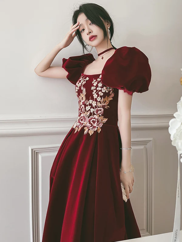 Elegant Burgundy Suede Prom Dresses 2022 A-Line / Princess Square Neckline Lace Flower Puffy Short Sleeve Backless Floor-Length / Long Prom Dresses