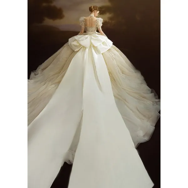 Luxury / Gorgeous Glitter Sequins Beading Pearl Lace Flower Ivory Wedding Dresses 2022 Ball Gown Scoop Neck Puffy Short Sleeve Sash Satin Bow Royal Train Wedding