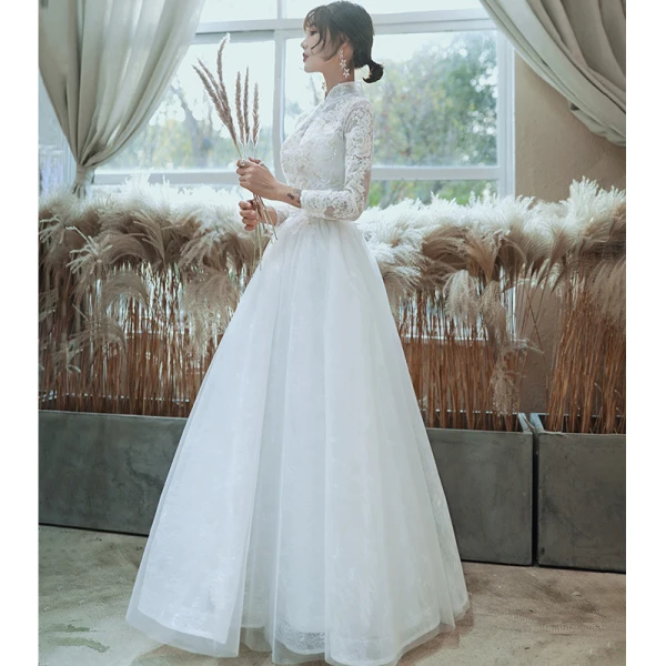 Vintage / Retro Ivory Lace Flower Pearl Wedding Dresses 2022 A-Line / Princess High Neck Long Sleeve Floor-Length / Long Wedding