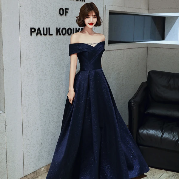 Chic / Beautiful Navy Blue Glitter Satin Prom Dresses 2022 A-Line / Princess Off-The-Shoulder Short Sleeve Backless Floor-Length / Long Formal Dresses
