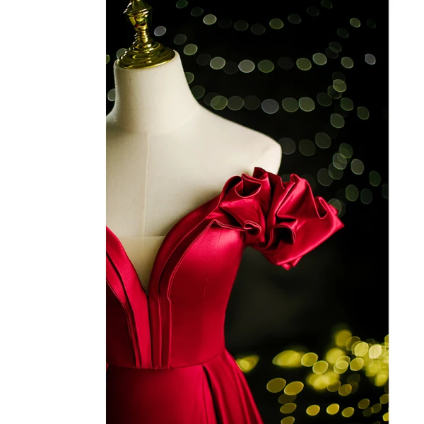 Elegant Burgundy Satin Prom Dresses 2021 A-Line / Princess Off-The-Shoulder Sleeveless Backless Floor-Length / Long Formal Dresses