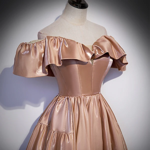 Chic / Beautiful Champagne Satin Prom Dresses 2022 A-Line / Princess Off-The-Shoulder Short Sleeve Backless Floor-Length / Long Formal Dresses