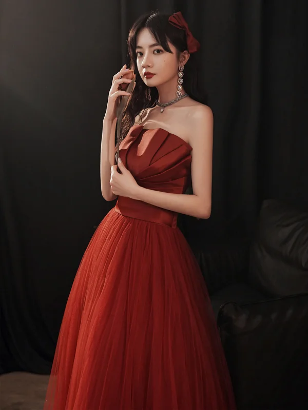 Chic / Beautiful Burgundy Prom Dresses 2022 A-Line / Princess Strapless Sleeveless Backless Floor-Length / Long Formal Dresses