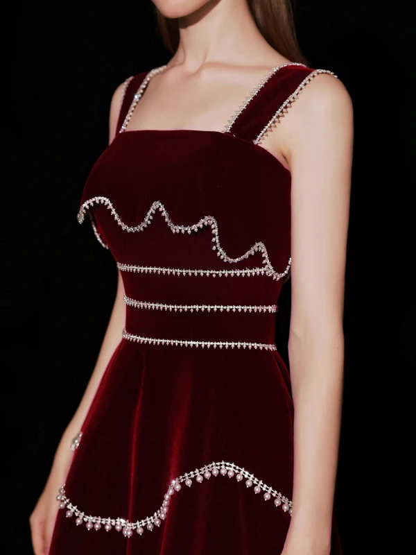 Charming Burgundy Suede Prom Dresses 2022 A-Line / Princess Square Neckline Sleeveless Pearl Rhinestone Backless Floor-Length / Long Formal Dresses