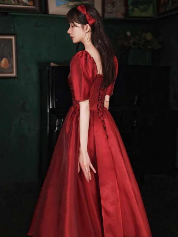 Elegant Burgundy Satin Prom Dresses 2022 A-Line / Princess Square Neckline Puffy Short Sleeve Backless Floor-Length / Long Formal Dresses