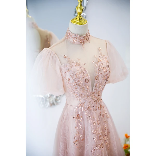 Élégant Rougissant Rose Paillettes Robe De Bal 2022 Princesse Col Haut Perlage Manches Courtes Dos Nu Longue Robe De Ceremonie