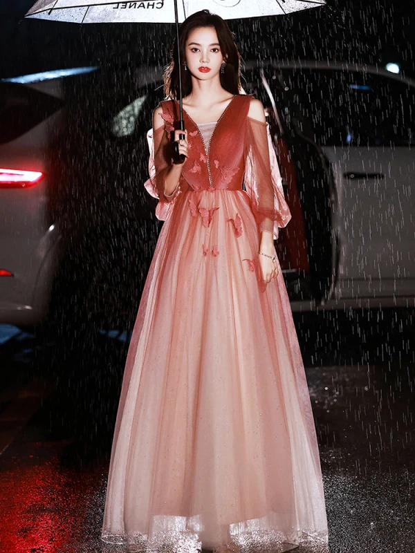 Charmant Rouge En Dentelle Papillon Robe De Bal 2022 Princesse Faux Diamant V-Cou Manches Longues Dos Nu Longue Robe De Ceremonie