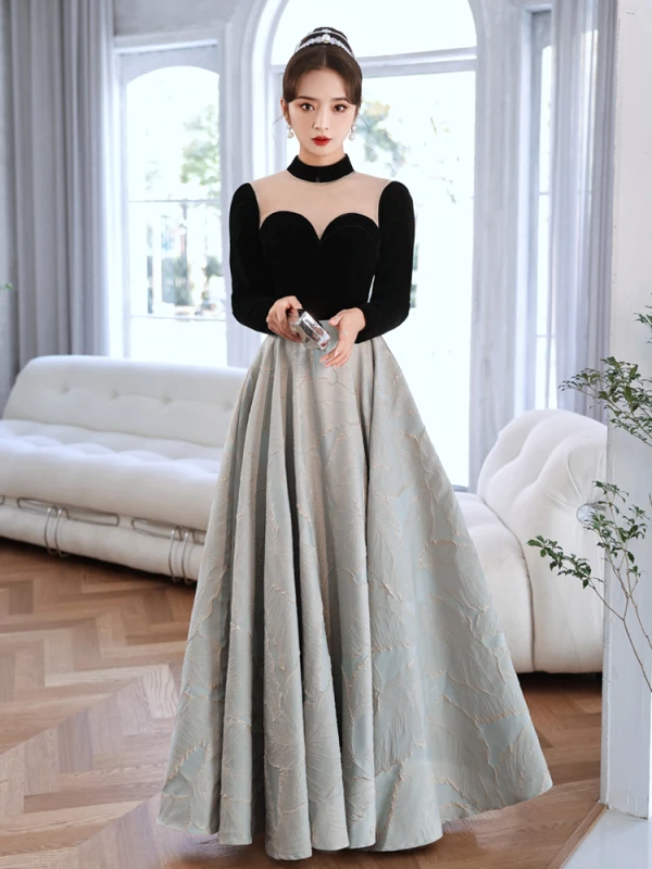Elegante Schwarz Ballkleider 2022 A Linie Stehkragen Lange Ärmel Rückenfreies Lange Festliche Kleider