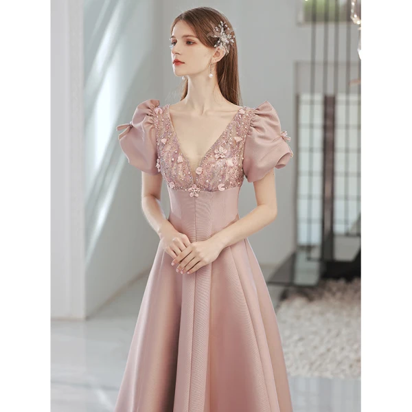 Elegant Blushing Pink Satin Prom Dresses 2022 A-Line / Princess V-Neck Beading Pearl Rhinestone Appliques Puffy Short Sleeve Bow Backless Floor-Length / Long Formal Dresses