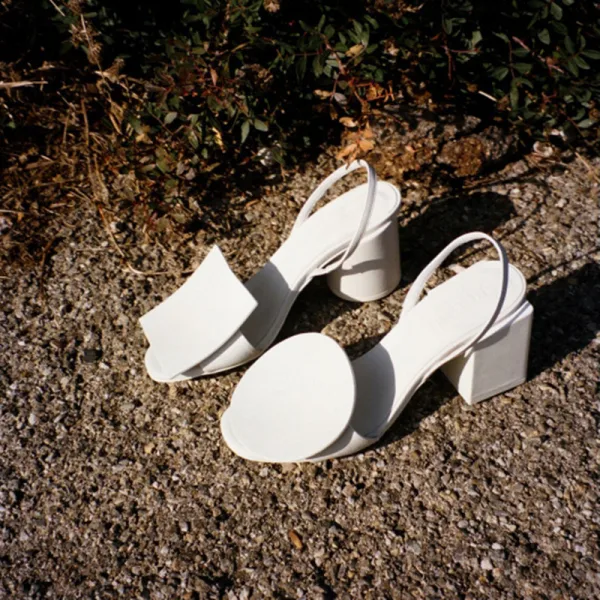 Ovanlig Mode Elfenben Casual Gatukläder Sandaler Dam 2020 8 cm Tjocka Klackar Peep Toe Sandaler